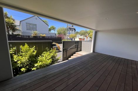 Photo of property in 2/1g Hewitts Road, Merivale, Christchurch, 8014