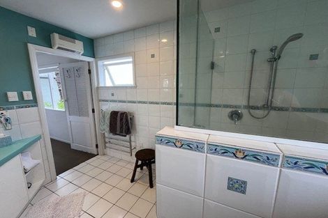 Photo of property in 7 Pah Road, Cockle Bay, Auckland, 2014