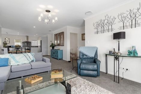 Photo of property in 4 Harmens Way, Greerton, Tauranga, 3112