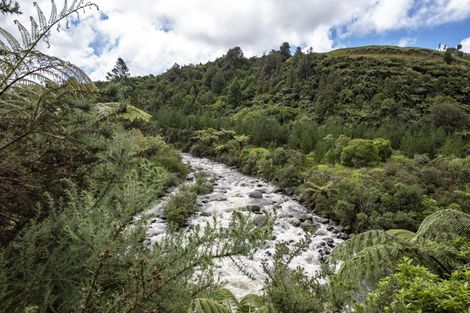 Photo of property in 325 Kaipi Road, Hillsborough, New Plymouth, 4372