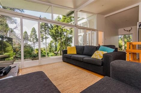 Photo of property in 45 Tane Road, Laingholm, Auckland, 0604