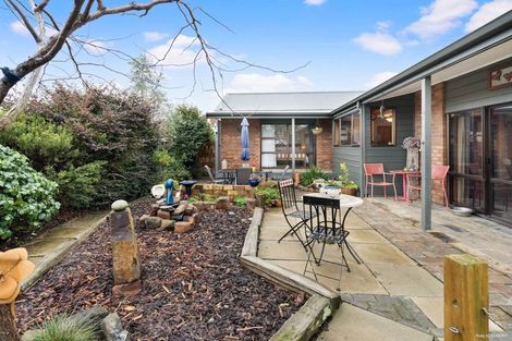 Photo of property in 75 St Annes Crescent, Wattle Downs, Auckland, 2103