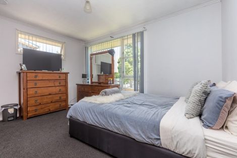 Photo of property in 11 Walden Place, Mangere East, Auckland, 2024