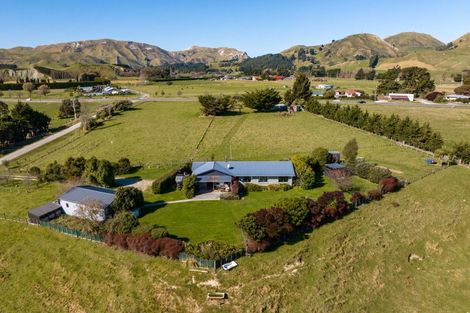 Photo of property in 63 Tachalls Road, Ward, Seddon, 7285