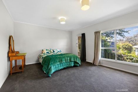 Photo of property in 4 Dormar Place, Churton Park, Wellington, 6037
