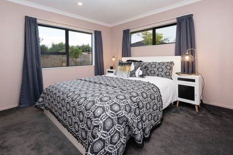 Photo of property in 6 Kilbaha Close, East Tamaki, Auckland, 2013