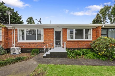 Photo of property in 2/10 Mahon Place, Papatoetoe, Auckland, 2025