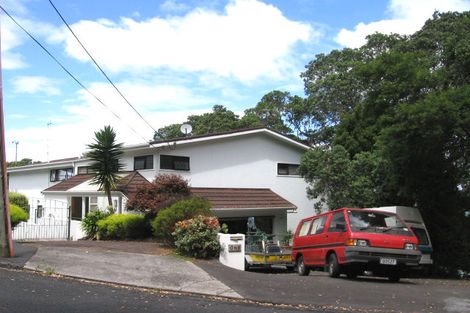 Photo of property in 1 Hinemoa Street, Birkenhead, Auckland, 0626