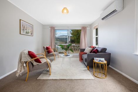 Photo of property in 5 Gawler Grove, Wainuiomata, Lower Hutt, 5014