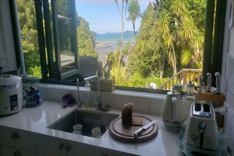 Photo of property in 58 Clinton Road, Tawharanui Peninsula, Warkworth, 0986