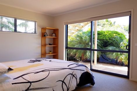 Photo of property in 381 Cove Road, Waipu, 0582