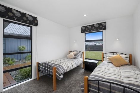 Photo of property in 48 Montgomery Crescent, Kinloch, Taupo, 3377