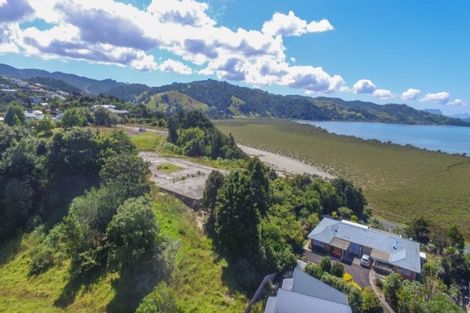 Photo of property in 9 Whangarei Heads Road, Onerahi, 0110