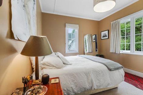 Photo of property in 51 Northland Road, Northland, Wellington, 6012