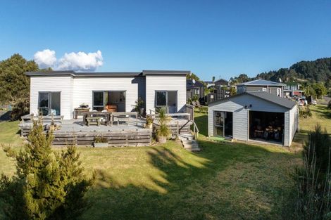 Photo of property in Blue Bay Road, Mahia, 4198