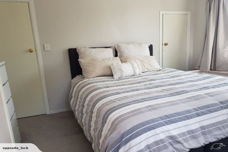 Photo of property in 37 Gilliam Street, New Lynn, Auckland, 0600