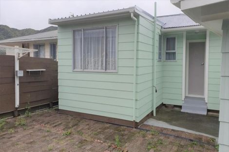 Photo of property in 291a Wellington Road, Wainuiomata, Lower Hutt, 5014