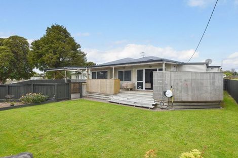 Photo of property in 11 Russell Road, Fairy Springs, Rotorua, 3015
