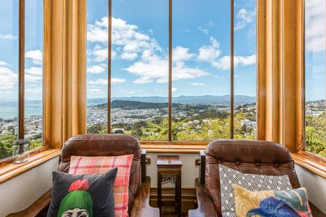 Photo of property in 9 Karepa Street, Brooklyn, Wellington, 6021