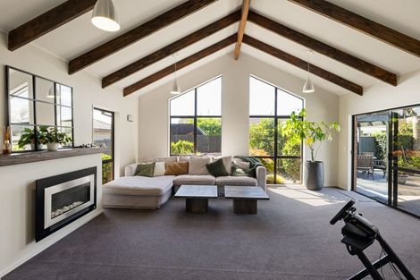 Photo of property in 10 Harrowfield Drive, Harrowfield, Hamilton, 3210