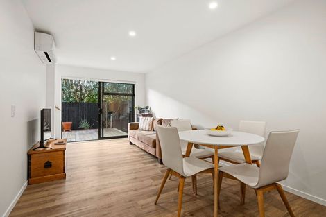 Photo of property in 2/21 Mersey Street, St Albans, Christchurch, 8014