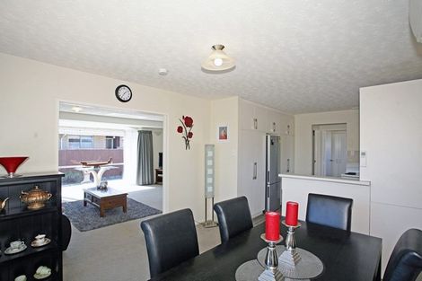 Photo of property in 4 Karnak Crescent, Russley, Christchurch, 8042