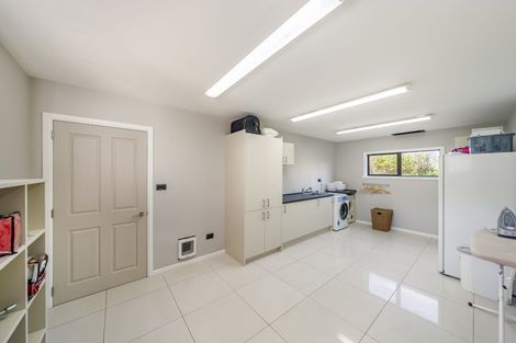 Photo of property in 67 Mount Marua Way, Timberlea, Upper Hutt, 5018