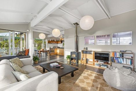 Photo of property in 131 Riria Kereopa Memorial Drive, Raglan, 3297