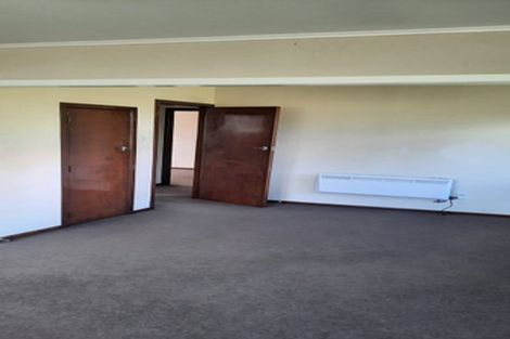 Photo of property in 3/200 Edmonton Road, Te Atatu South, Auckland, 0610