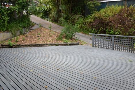 Photo of property in 3 Hilling Street, Titirangi, Auckland, 0604