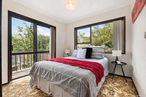 Photo of property in 2/723 Beach Road, Browns Bay, Auckland, 0630