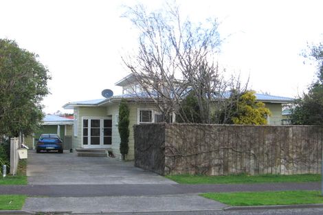 Photo of property in 27 Guy Avenue, Takaro, Palmerston North, 4410