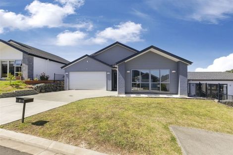 Photo of property in 8 Kaipuke Crescent, Gulf Harbour, Whangaparaoa, 0930