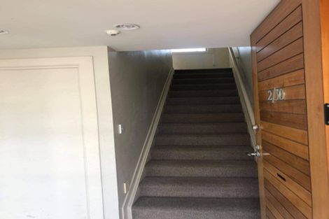 Photo of property in 2/30 Augustus Terrace, Parnell, Auckland, 1052