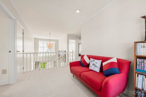 Photo of property in 4/125 Woburn Road, Woburn, Lower Hutt, 5010