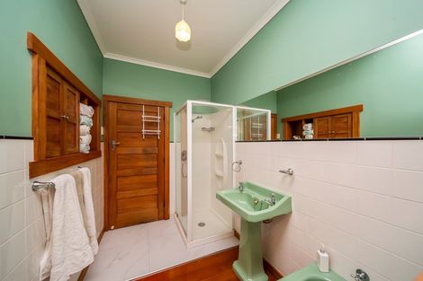 Photo of property in 48 Karina Road, Merrilands, New Plymouth, 4312