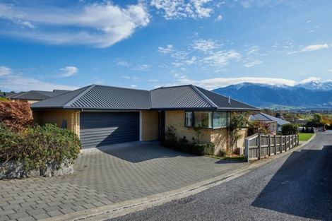 Photo of property in 16 Fyffe Avenue, Kaikoura, 7300