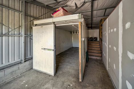 Photo of property in 389 Waiuku Road, Puni, Pukekohe, 2678