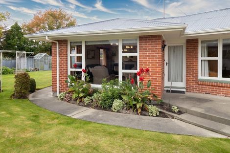 Photo of property in 16 Middle Road, Allenton, Ashburton, 7700