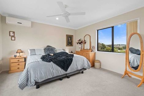 Photo of property in 9a Bond Crescent, Forrest Hill, Auckland, 0620