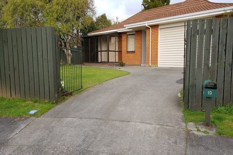 Photo of property in 10 Argyle Place, Highlands Park, New Plymouth, 4312