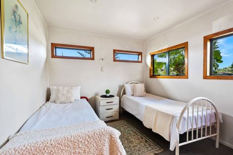 Photo of property in 132 Oakura Road, Oakura, Hikurangi, 0184