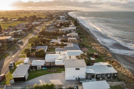 Photo of property in 65 Pukehina Parade, Pukehina, Te Puke, 3189