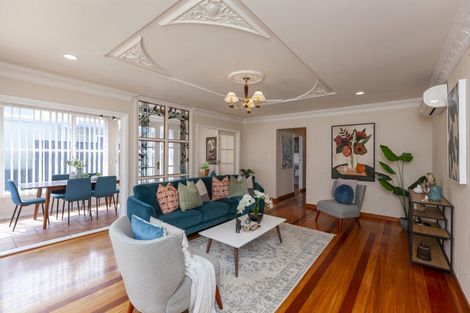 Photo of property in 81 Glen Road, Raumati South, Paraparaumu, 5032