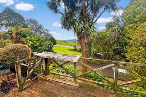 Photo of property in 10 Hau Whiti Place, Kimbolton, 4774
