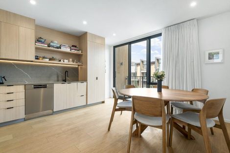 Photo of property in 10 Amber Court, Stonefields, Auckland, 1072