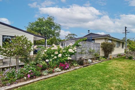 Photo of property in 31a Puriri Road, Waikanae, 5036