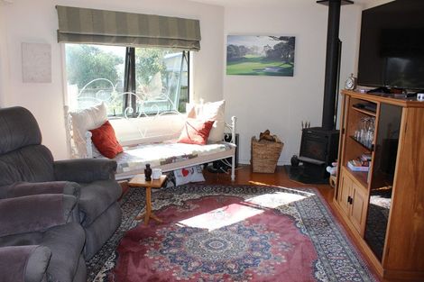 Photo of property in 111 Pinewood Court, Matarangi, Whitianga, 3592