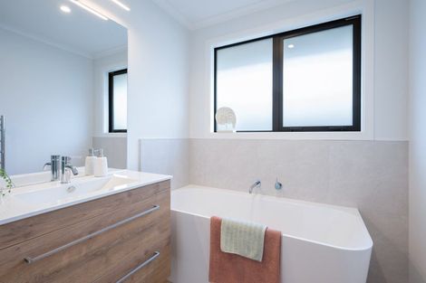 Photo of property in 32 Cupola Crescent, Richmond, 7020