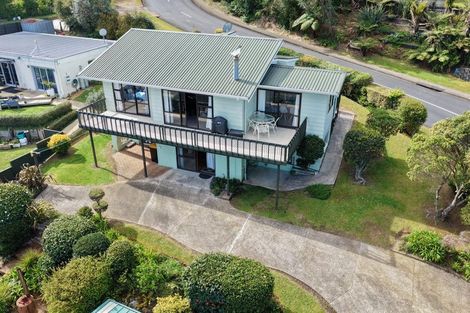 Photo of property in 52 Centennial Drive, Whitianga, 3510